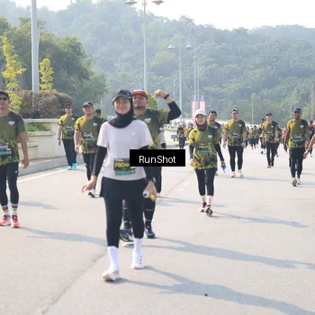 Runner Photo 6935234