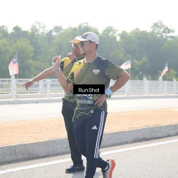 Runner Photo 6935240