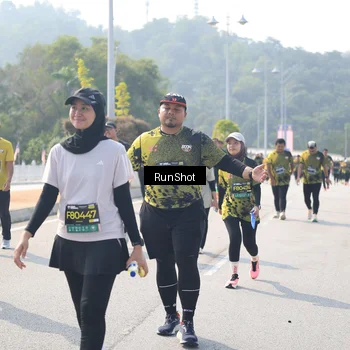 Runner Photo 6935251