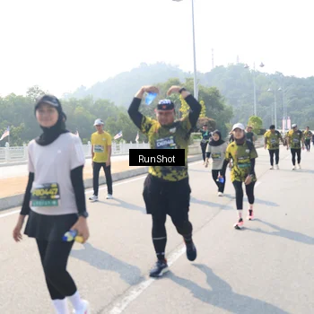 Runner Photo 6935259