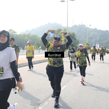 Runner Photo 6935266