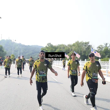 Runner Photo 6935293