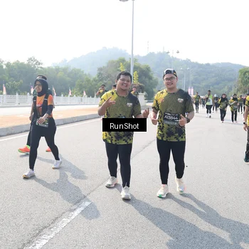 Runner Photo 6935310