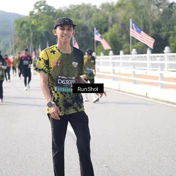 Runner Photo 6935321