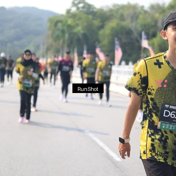 Runner Photo 6935326