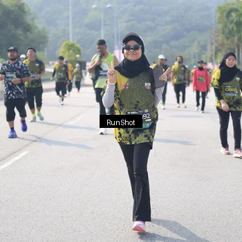 Runner Photo 6935332