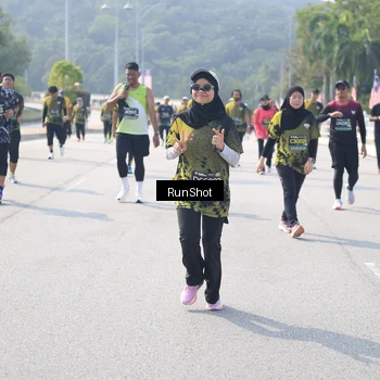 Runner Photo 6935334