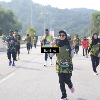 Runner Photo 6935336