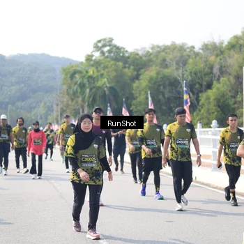 Runner Photo 6935344