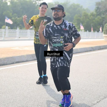 Runner Photo 6935356