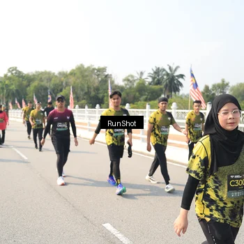Runner Photo 6935365