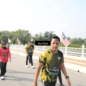 Runner Photo 6935368