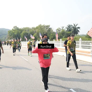 Runner Photo 6935374