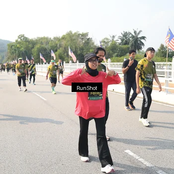 Runner Photo 6935380