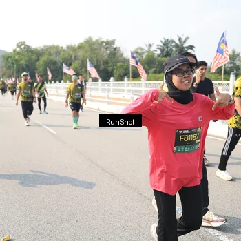 Runner Photo 6935382