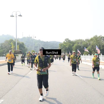 Runner Photo 6935386
