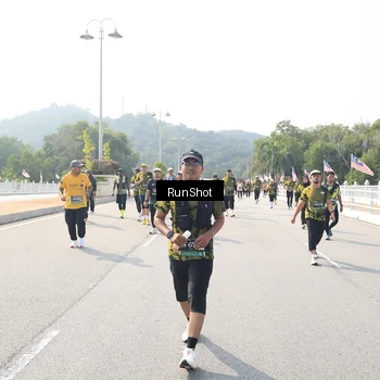 Runner Photo 6935388