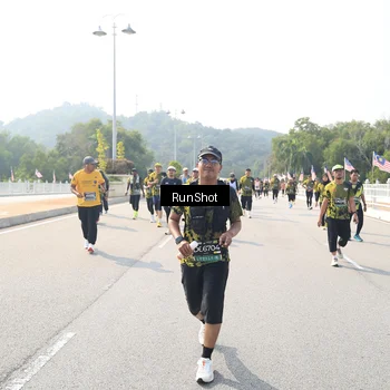 Runner Photo 6935391