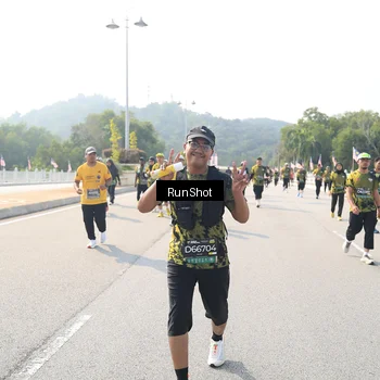 Runner Photo 6935393