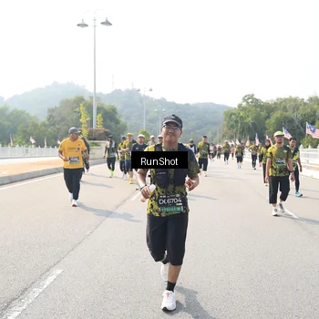Runner Photo 6935396