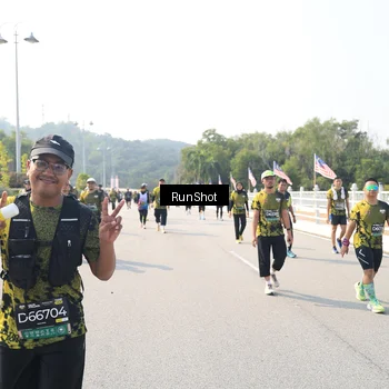 Runner Photo 6935397