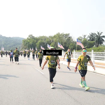Runner Photo 6935404