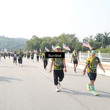 Runner Photo 6935407