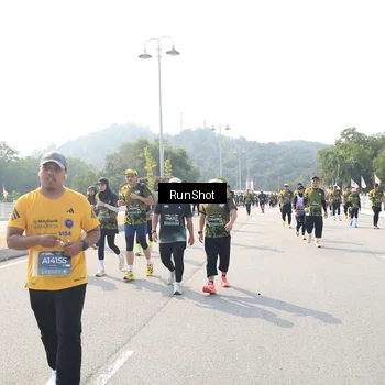 Runner Photo 6935412