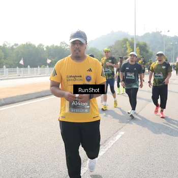 Runner Photo 6935420