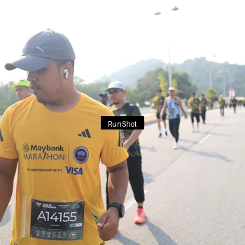Runner Photo 6935425