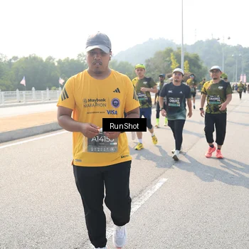 Runner Photo 6935436
