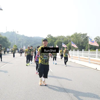 Runner Photo 6935438