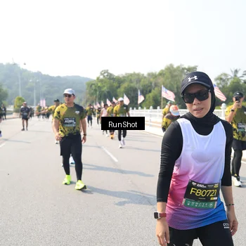 Runner Photo 6935456