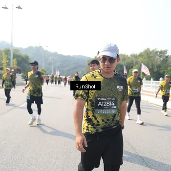 Runner Photo 6935469