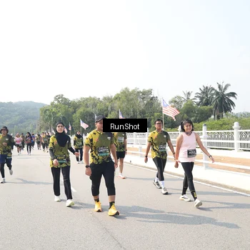 Runner Photo 6935480