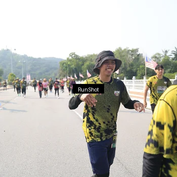 Runner Photo 6935491