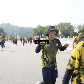Runner Photo 6935492