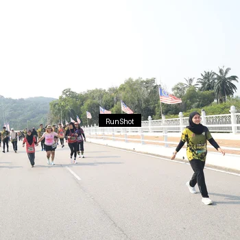 Runner Photo 6935511