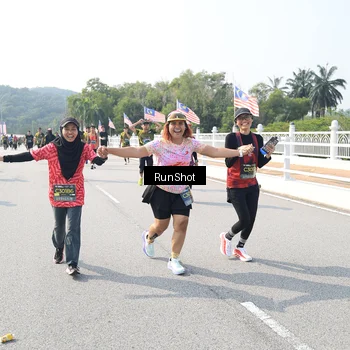 Runner Photo 6935530