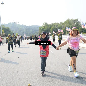 Runner Photo 6935531