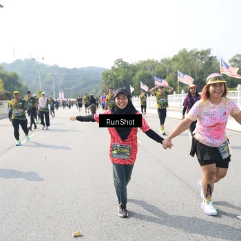 Runner Photo 6935534