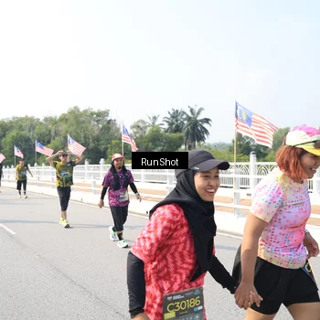 Runner Photo 6935541