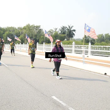 Runner Photo 6935542