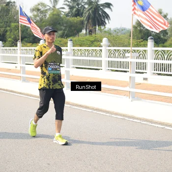 Runner Photo 6935557