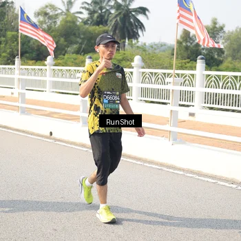 Runner Photo 6935564