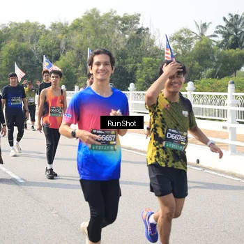Runner Photo 6935577