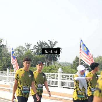 Runner Photo 6935597