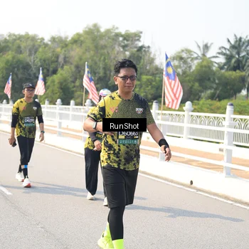 Runner Photo 6935601