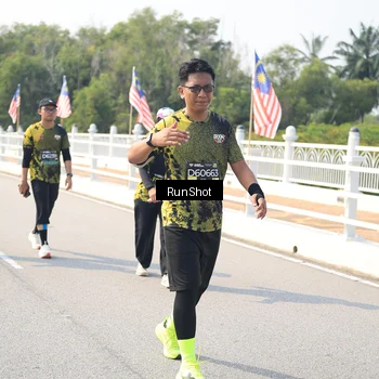 Runner Photo 6935602