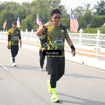 Runner Photo 6935604